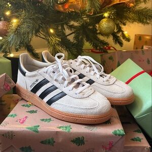 NWT Adidas Handball Spezial